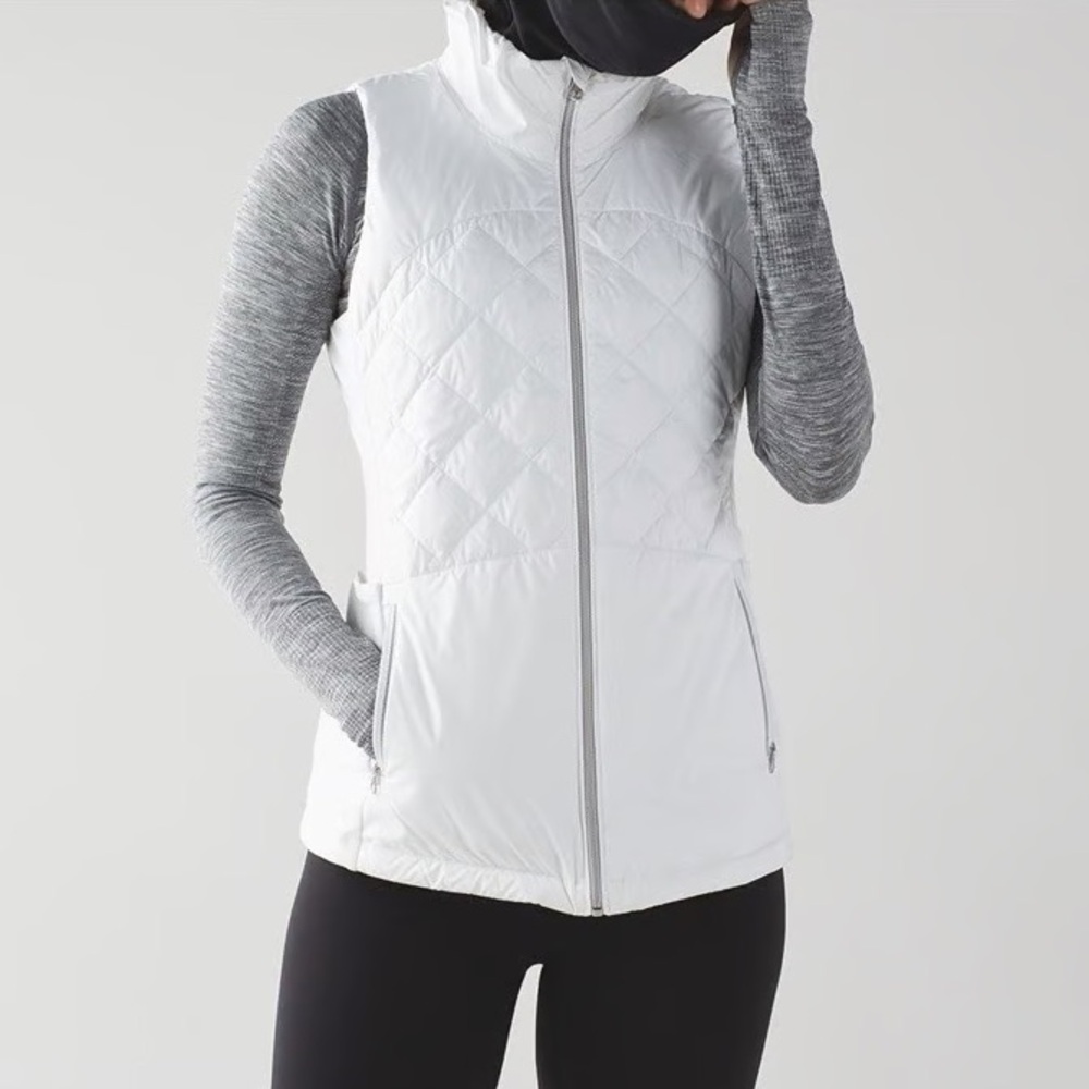 🍋 Lululemon - Down For a Run Vest